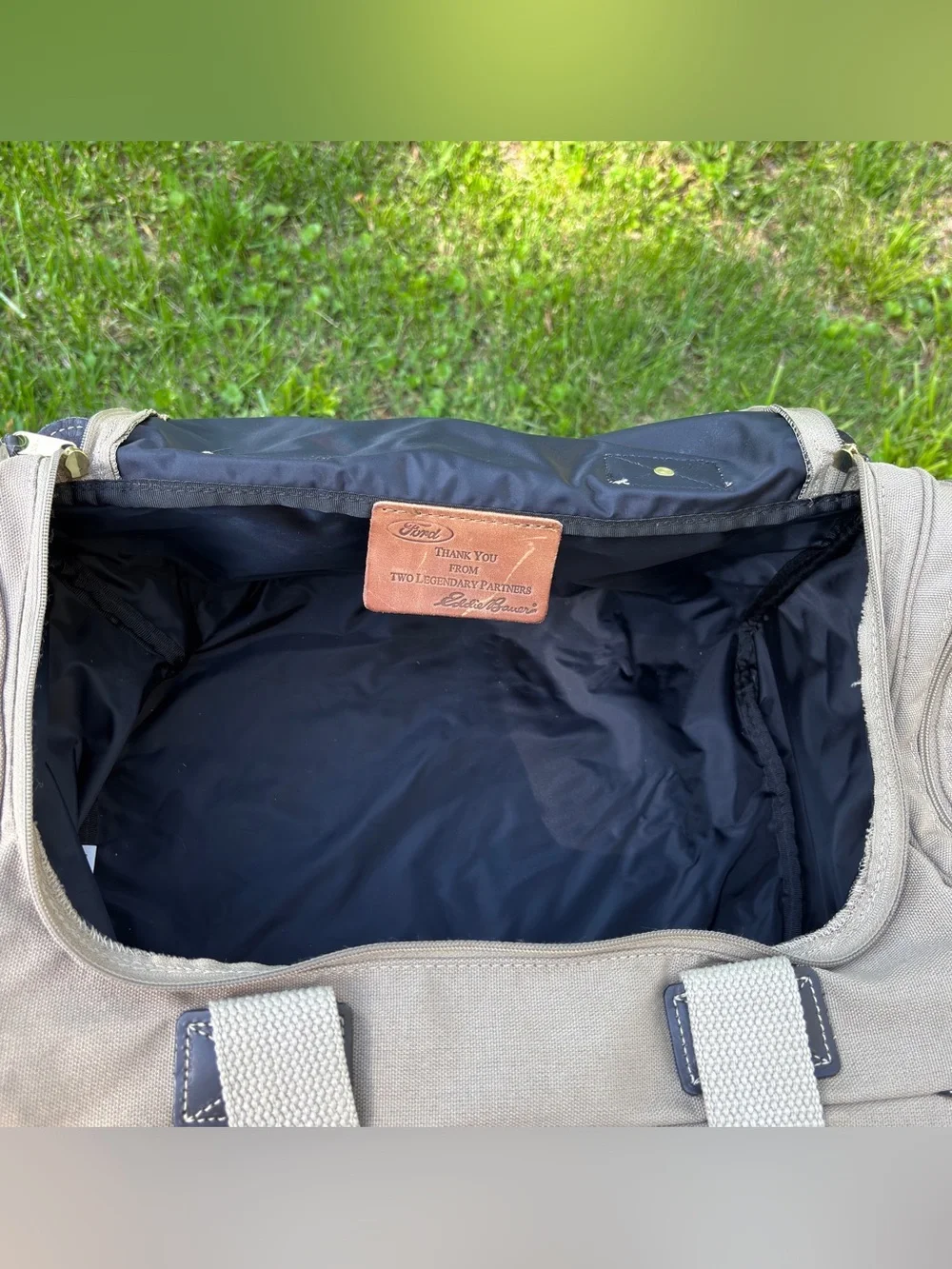 VTG Eddie Bauer Ford Mulholland Brothers Duffel Bag Tan Canvas Leather